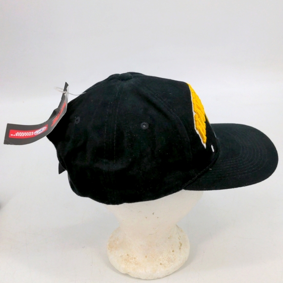 Vintage Iowa Hawkeyes Supersport Shockwave Black Strapback Hat Cap New With Tags - Picture 3 of 10